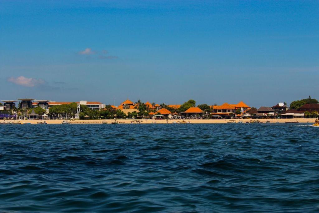 Bali Mega Hotel Jimbaran Buitenkant foto
