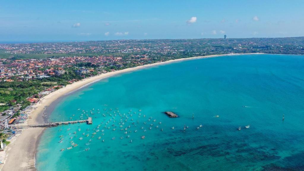 Bali Mega Hotel Jimbaran Buitenkant foto