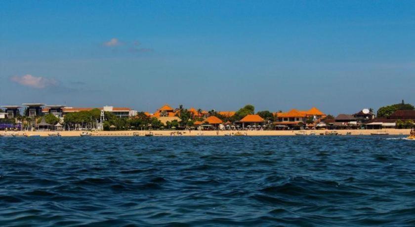 Bali Mega Hotel Jimbaran Buitenkant foto