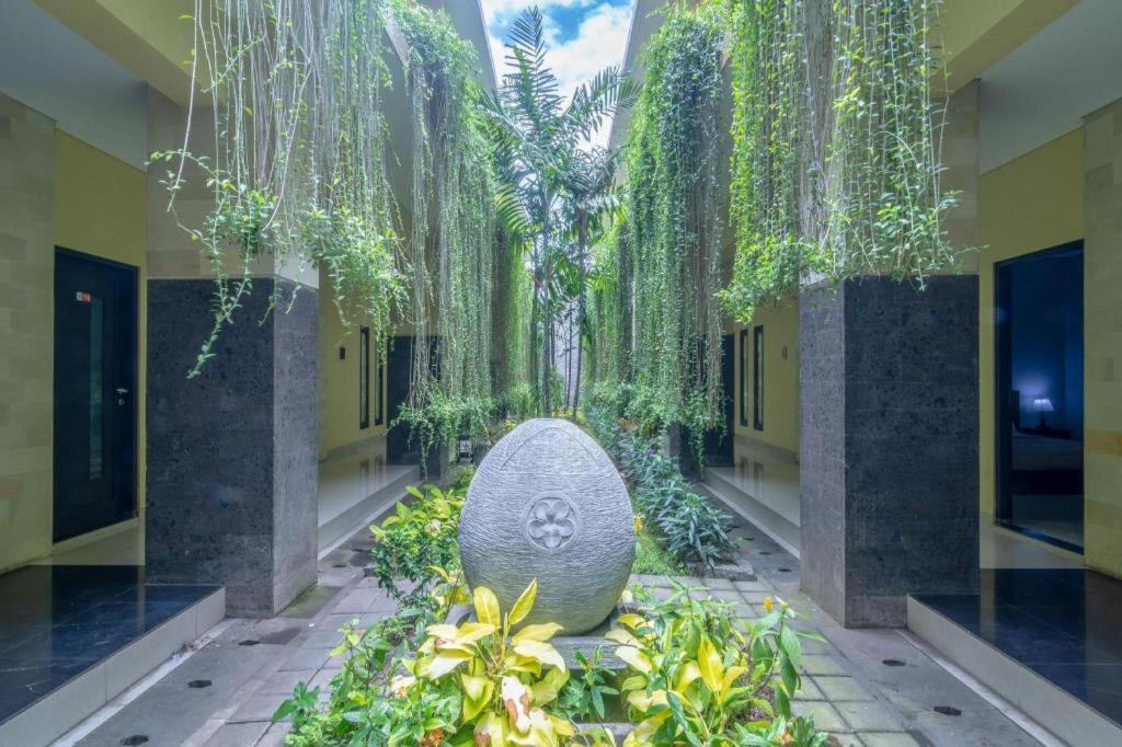 Bali Mega Hotel Jimbaran Buitenkant foto