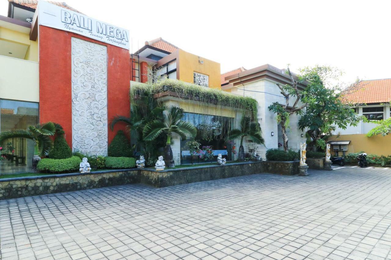 Bali Mega Hotel Jimbaran Buitenkant foto