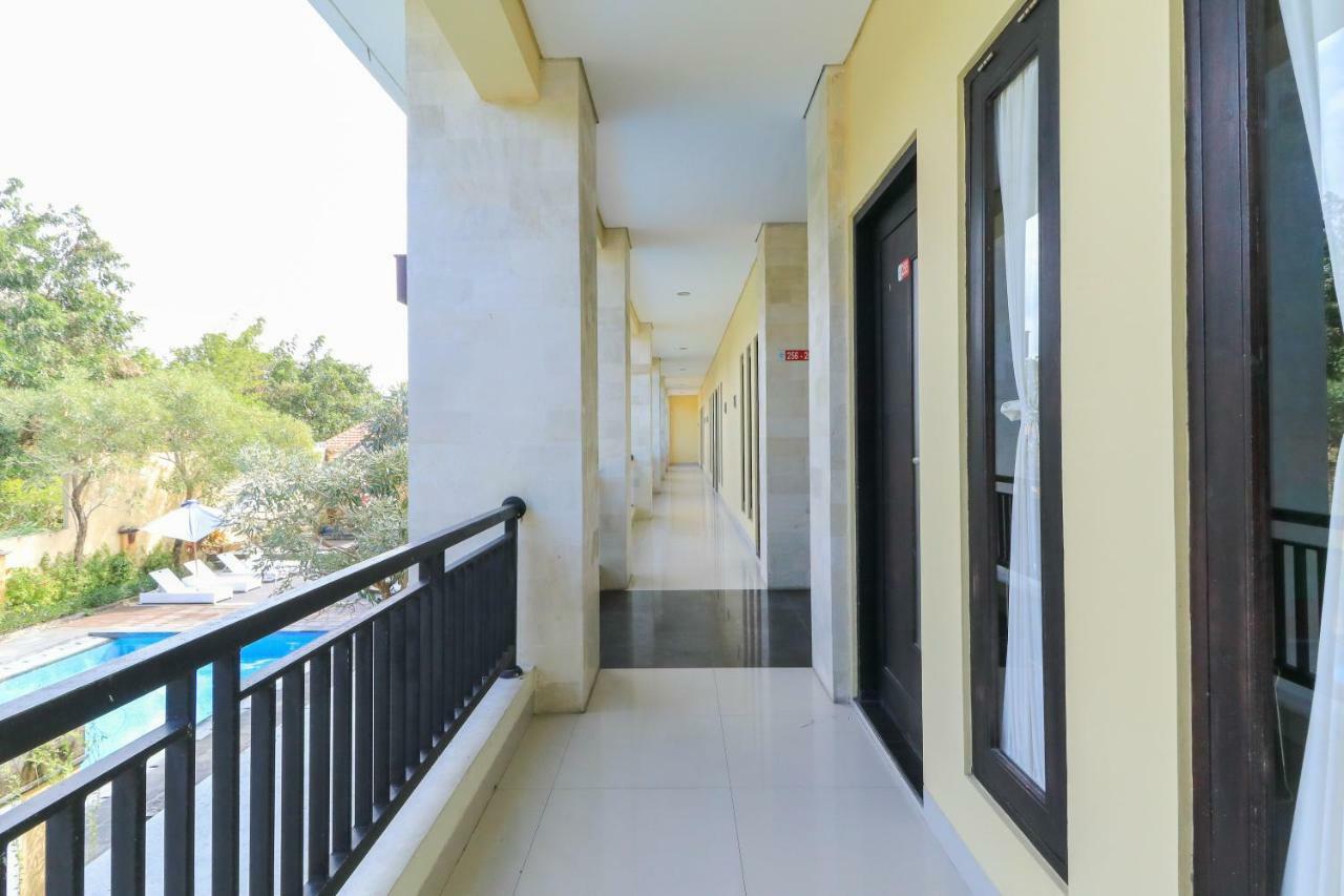 Bali Mega Hotel Jimbaran Buitenkant foto